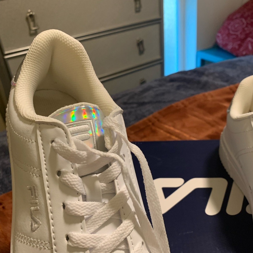 Womens New Fila sneakers